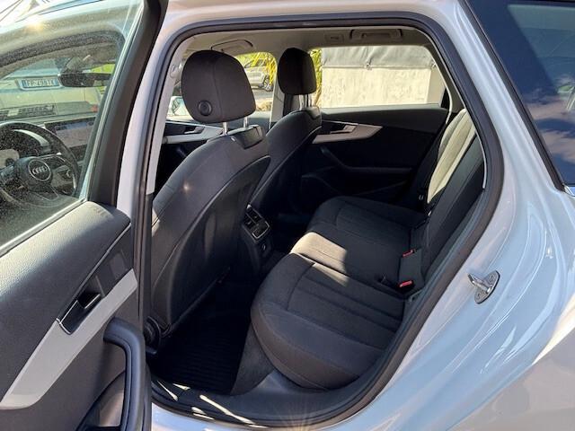 Audi A4 Avant 35 2.0 tdi mhev 163cv s-tronic 2020