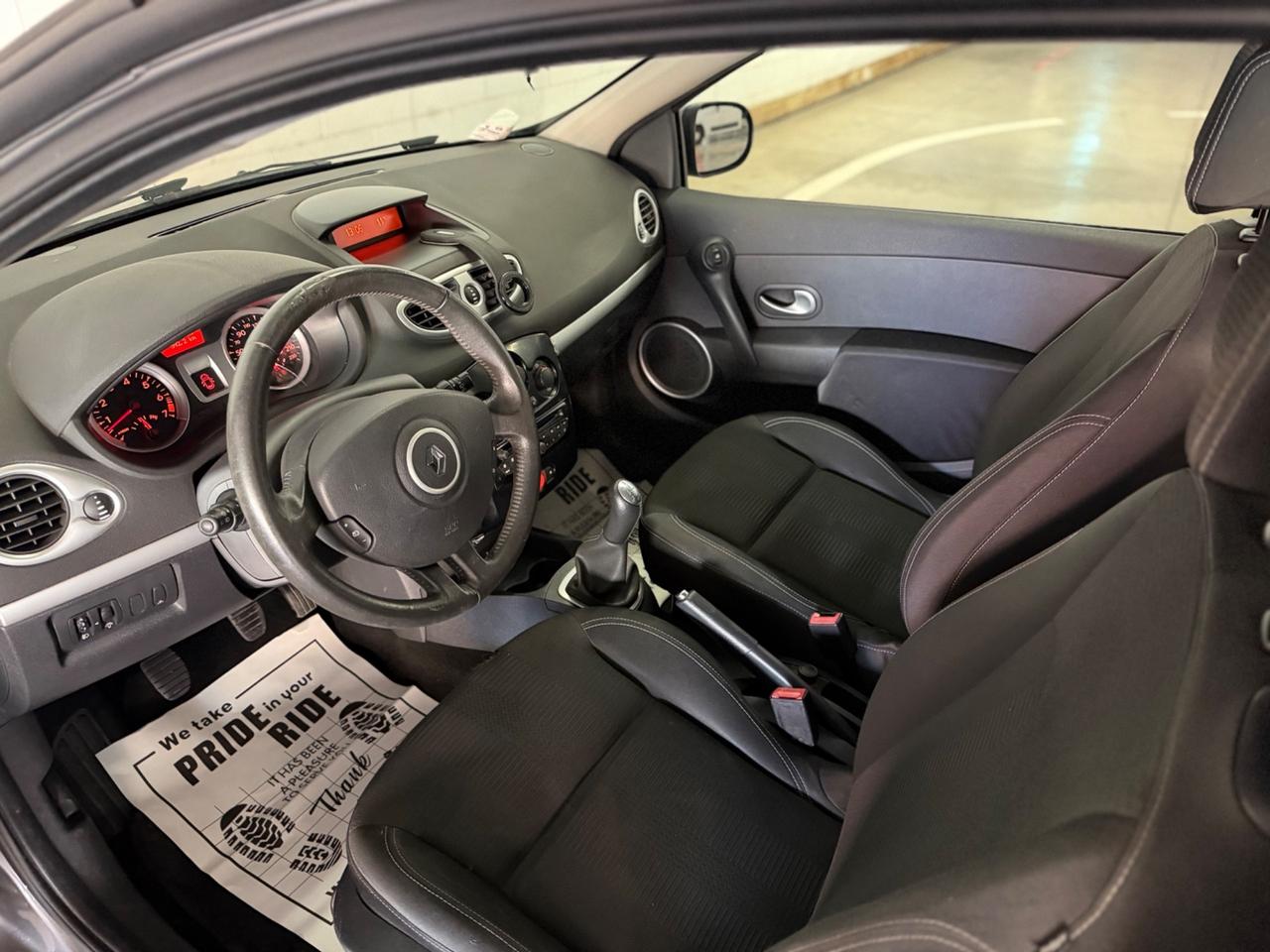 Renault Clio 1.2 16V 3 porte Dynamique