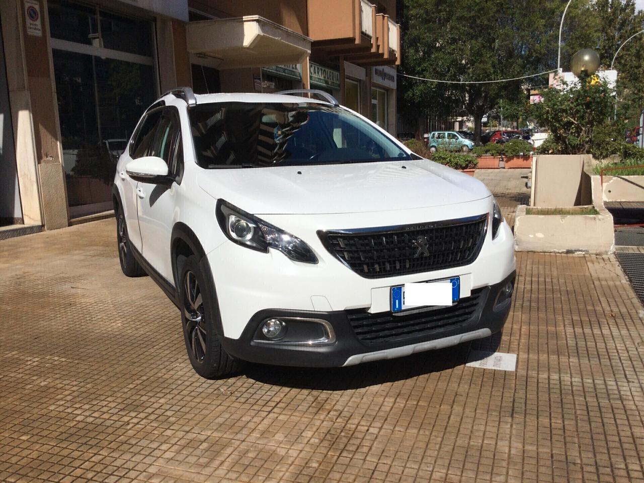 Peugeot 2008 BlueHDi 100 S&S Allure