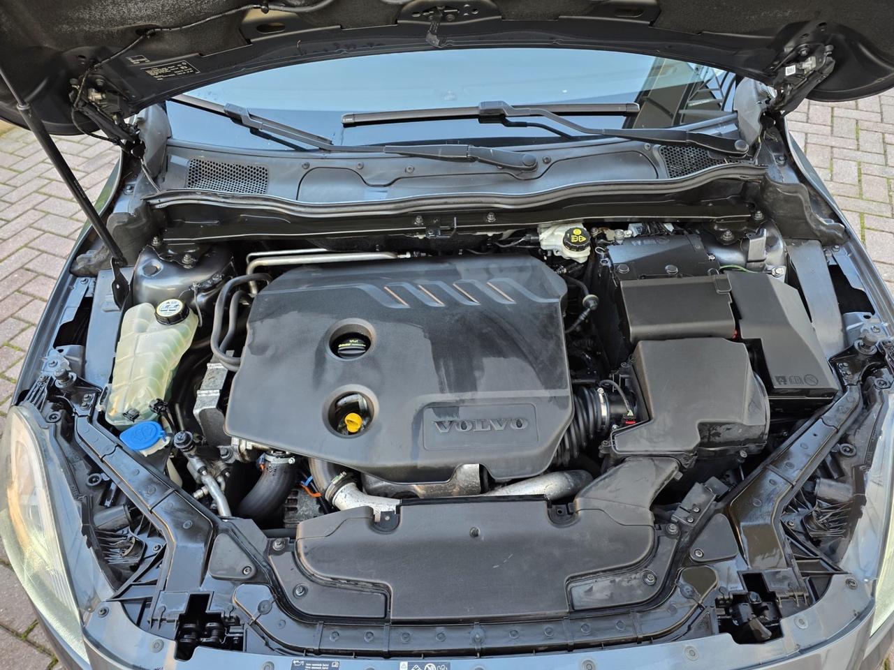 Volvo V40 D2 1.6 Summum