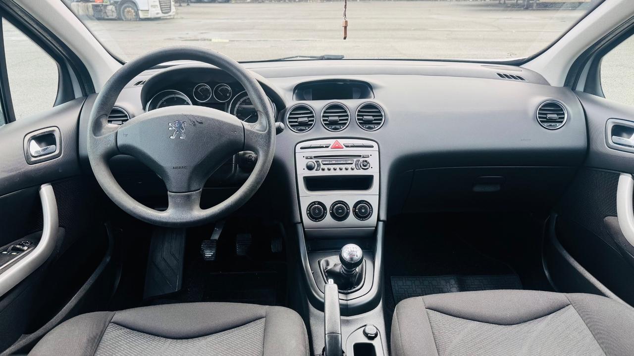 Peugeot 308 1.6 HDi 110CV SW Ciel Sportium