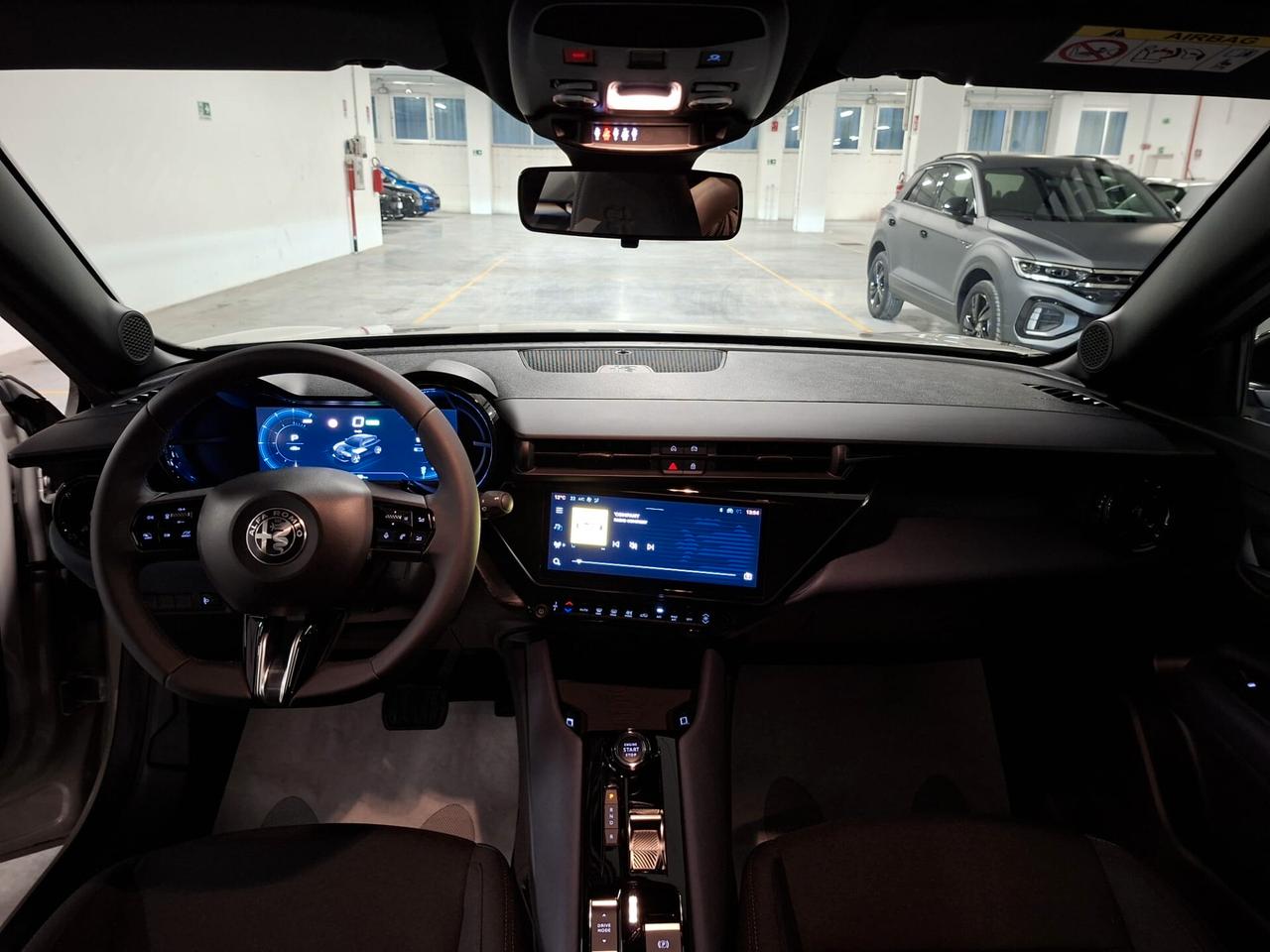 Alfa Romeo Junior BEV 156CV FWD 100% ELETTRICA