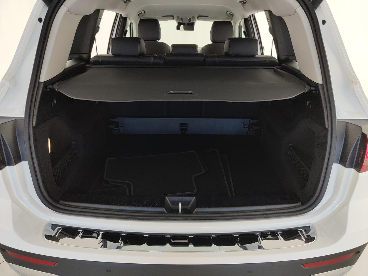 Mercedes-Benz GLB 180 d Progressive Advanced auto