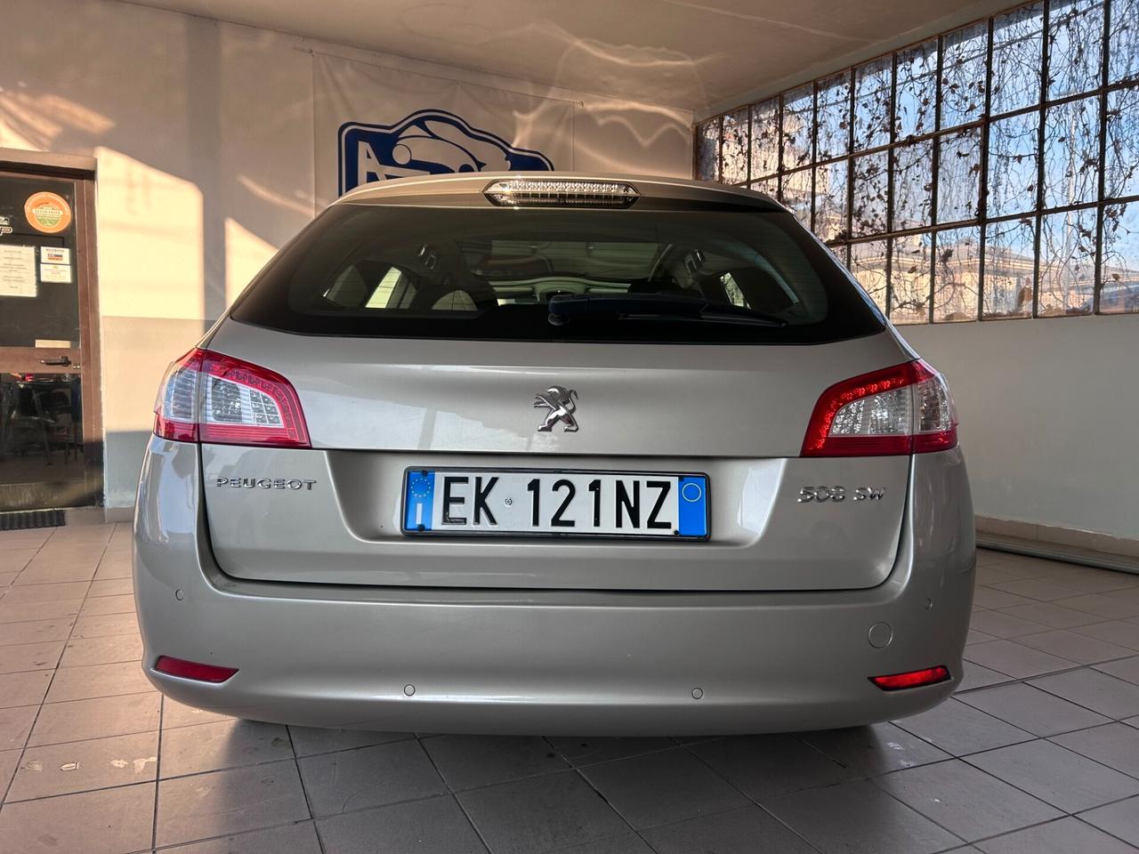 Peugeot 508 2.0 HDi 163CV SW Ciel Allure