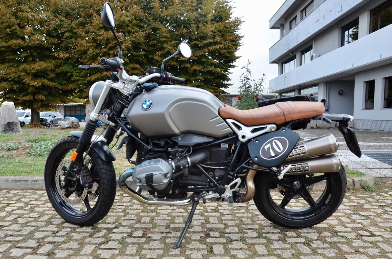 BMW R 12 NINET SCRAMBLER, AKRAPOVIČ