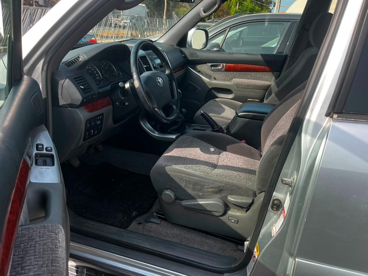 Toyota Land Cruiser 3.0 D-4D 16V cat 3 porte