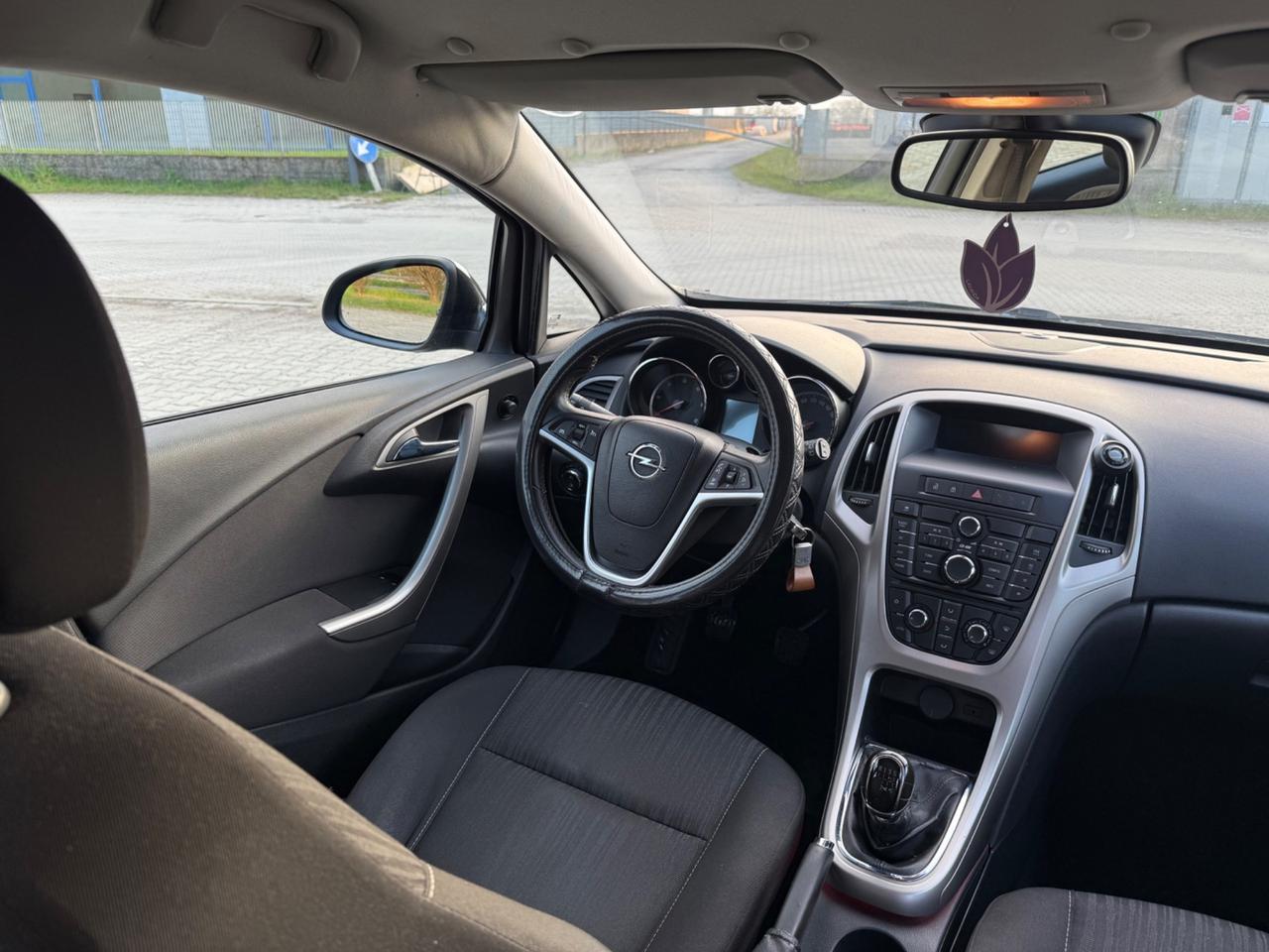 Opel Astra 1.7 CDTI 110CV 5 porte Cosmo
