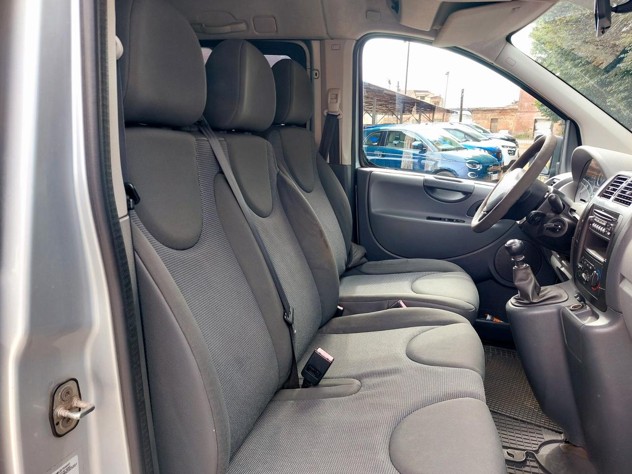 Peugeot Expert 2.0 HDi 120CV 9 posti - 2009