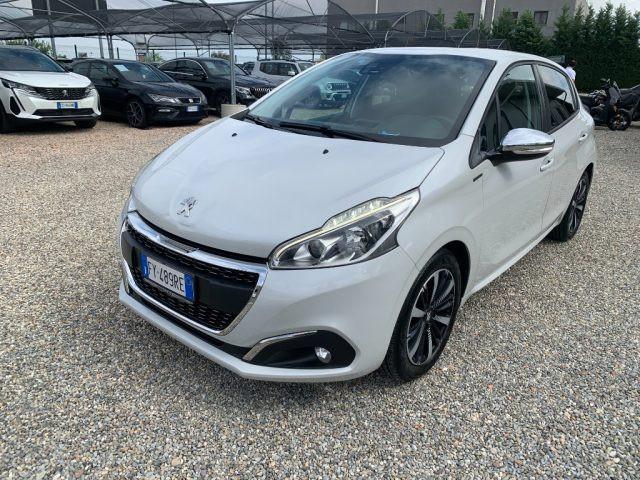 PEUGEOT 208 1° serie PureTech 82 Stop&Start 5 porte Signature