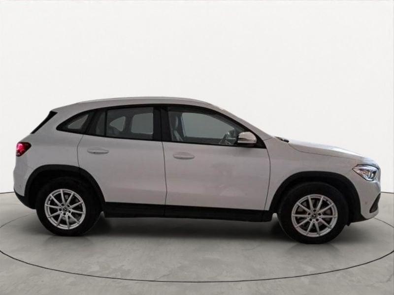 Mercedes-Benz GLA GLA 200 Automatic Business Extra IVA DEDUCIBILE