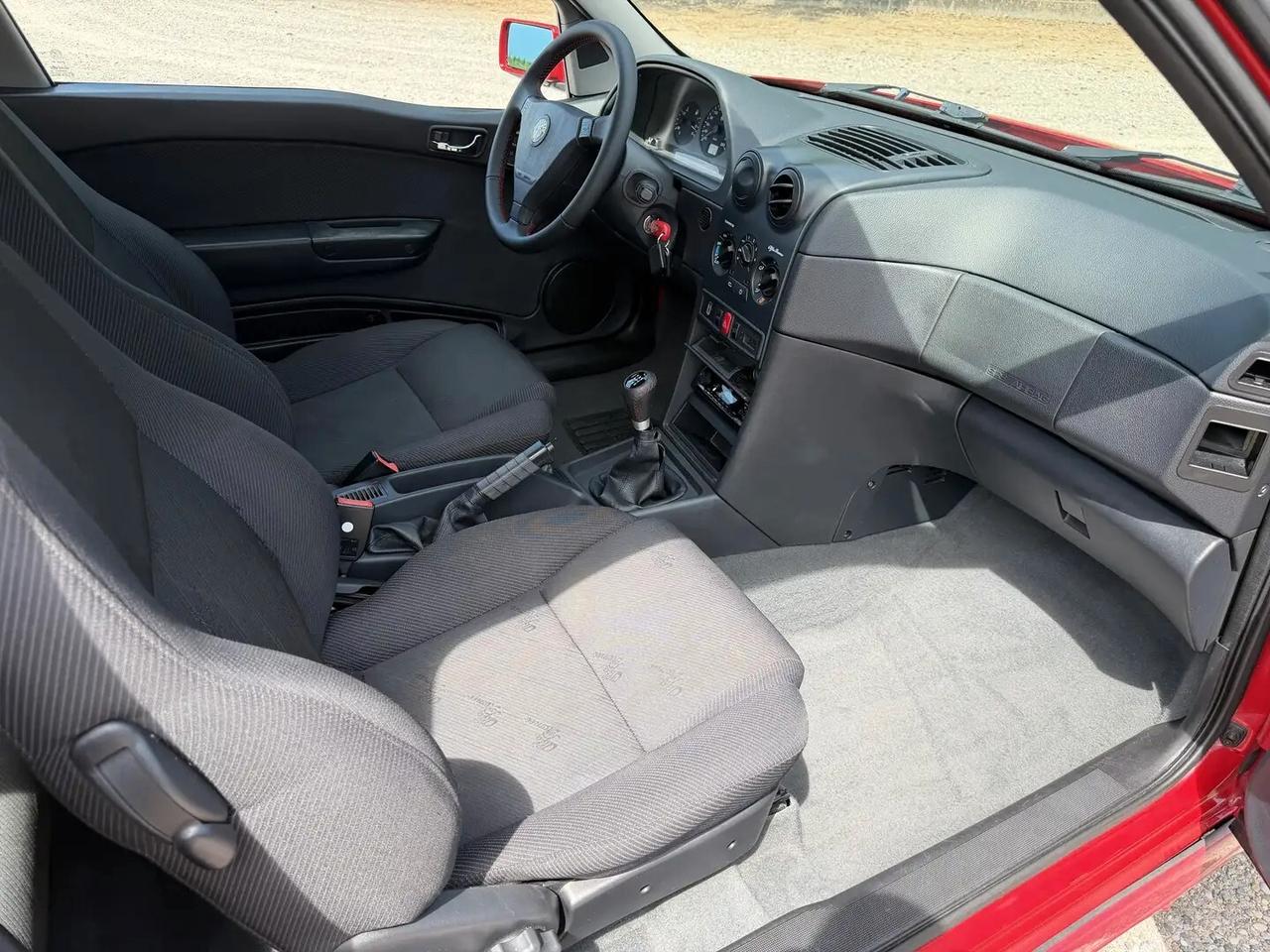 Alfa Romeo 145 2.0i 16V Twin Spark cat Quadrifoglio