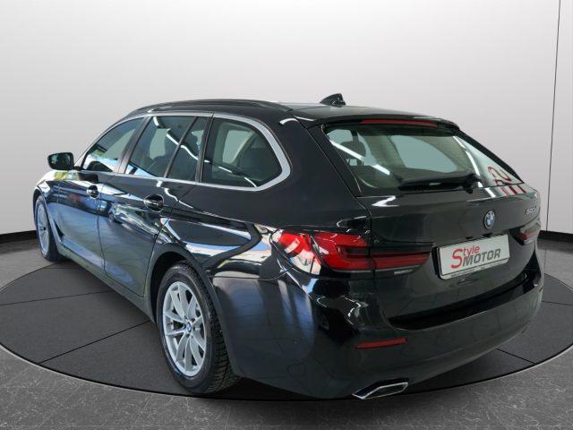 BMW 520 d 48V Touring Business