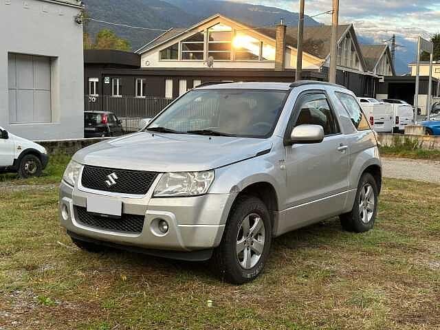 Suzuki Grand Vitara 1.9 DDiS 3 porte