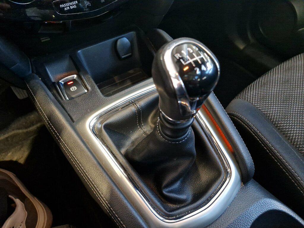 Nissan Qashqai 1.2 DIG-T Tekna 2WD