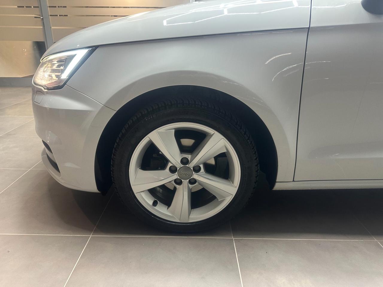 Audi A1 Sportback 1.4 tdi S LINE FARI MATRX NEO PAT NAV