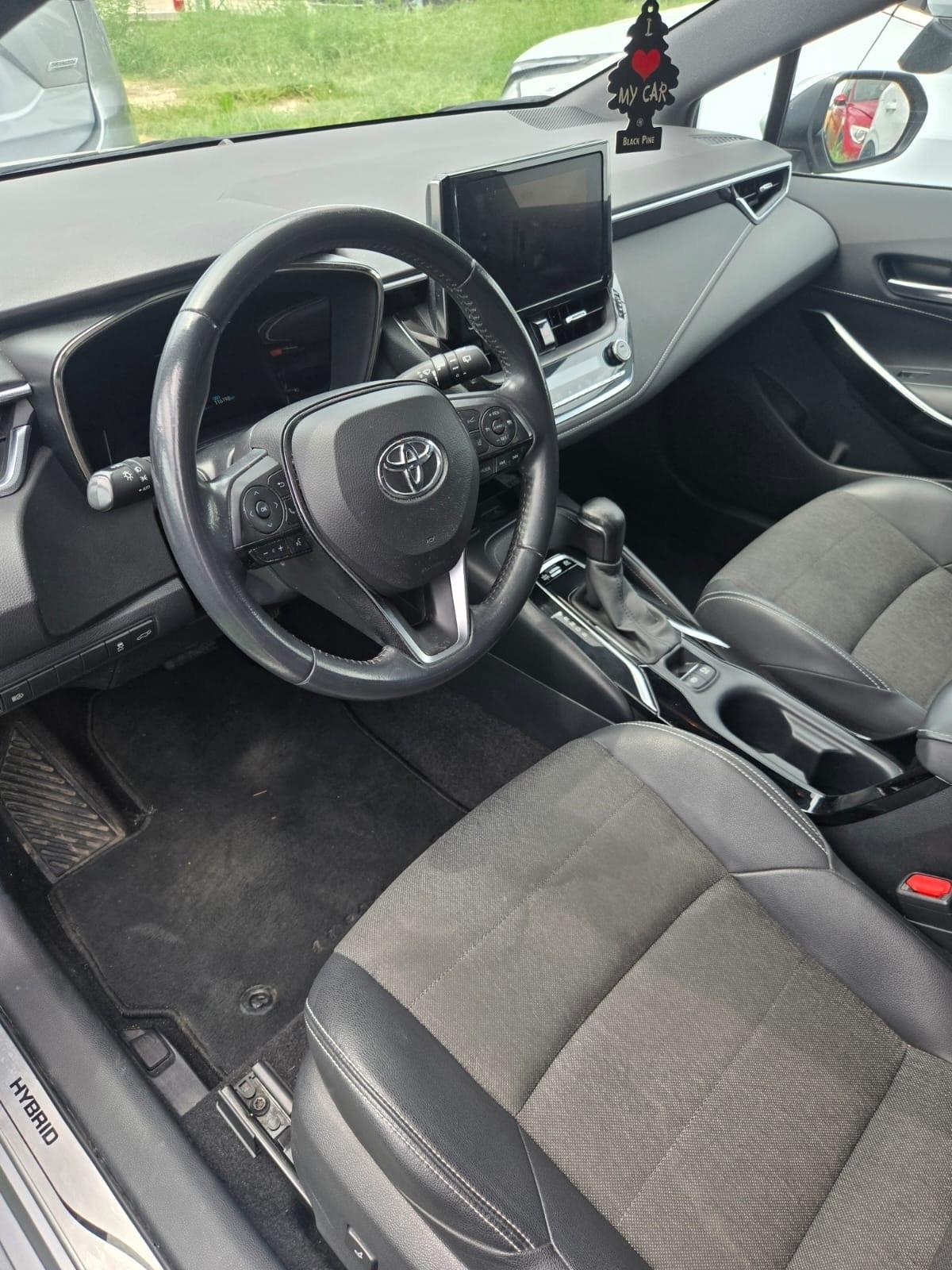 Toyota Corolla 1.8 Hybrid Style