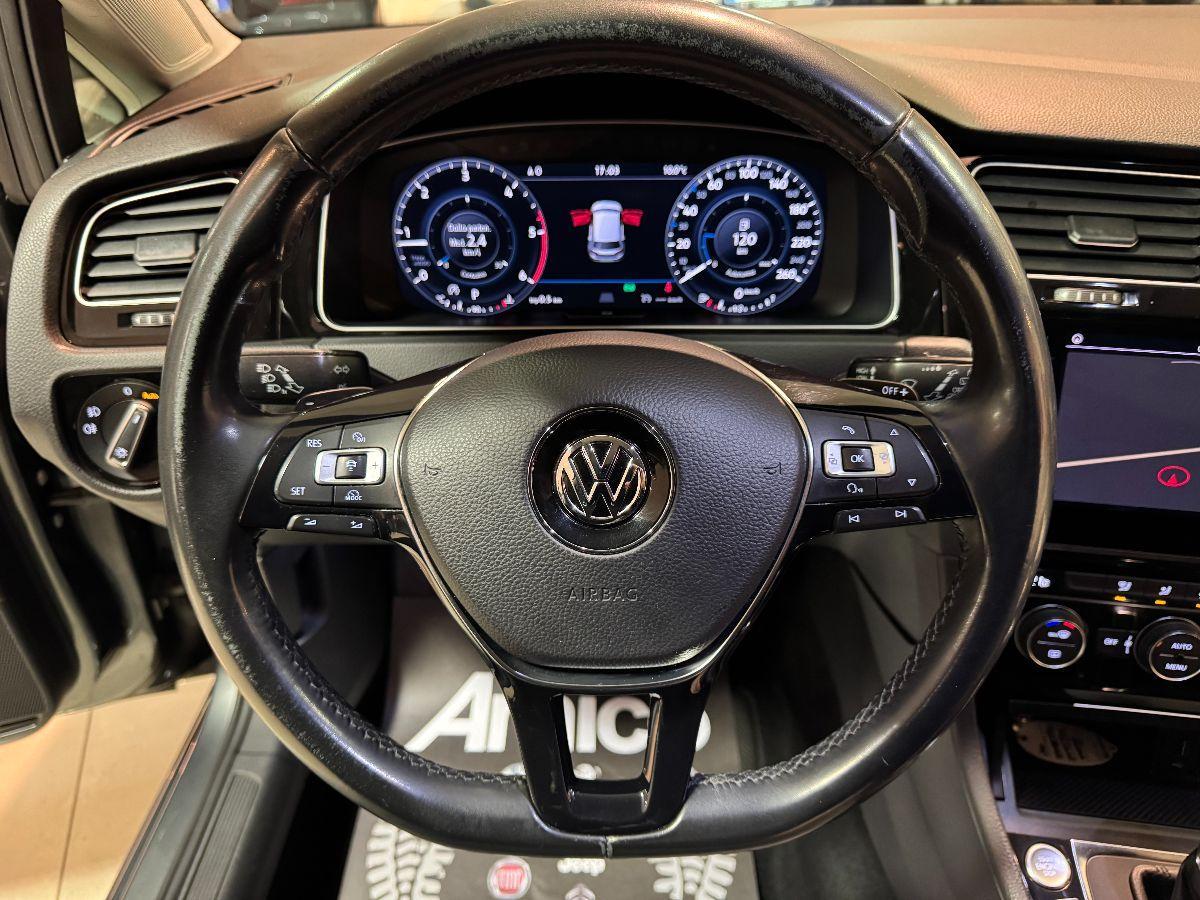 VOLKSWAGEN Golf 7.5 2.0 TDI DSG 5p. Executive Cockpit