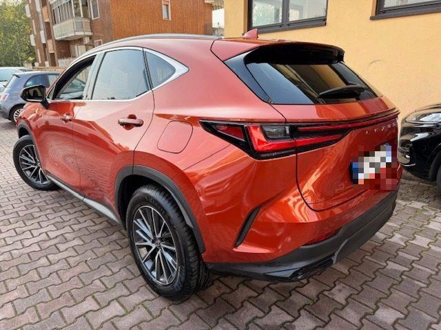 LEXUS NX 300h NX Hybrid 4WD Premium +