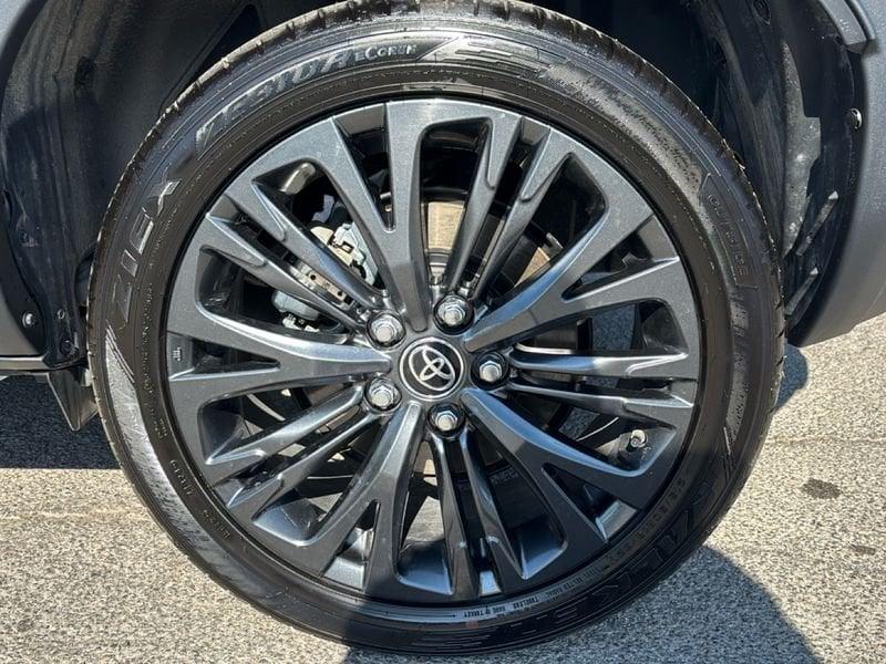 Toyota Yaris Cross 1.5H (116 CV) E-CVT Adventure con pacchetto Premiere