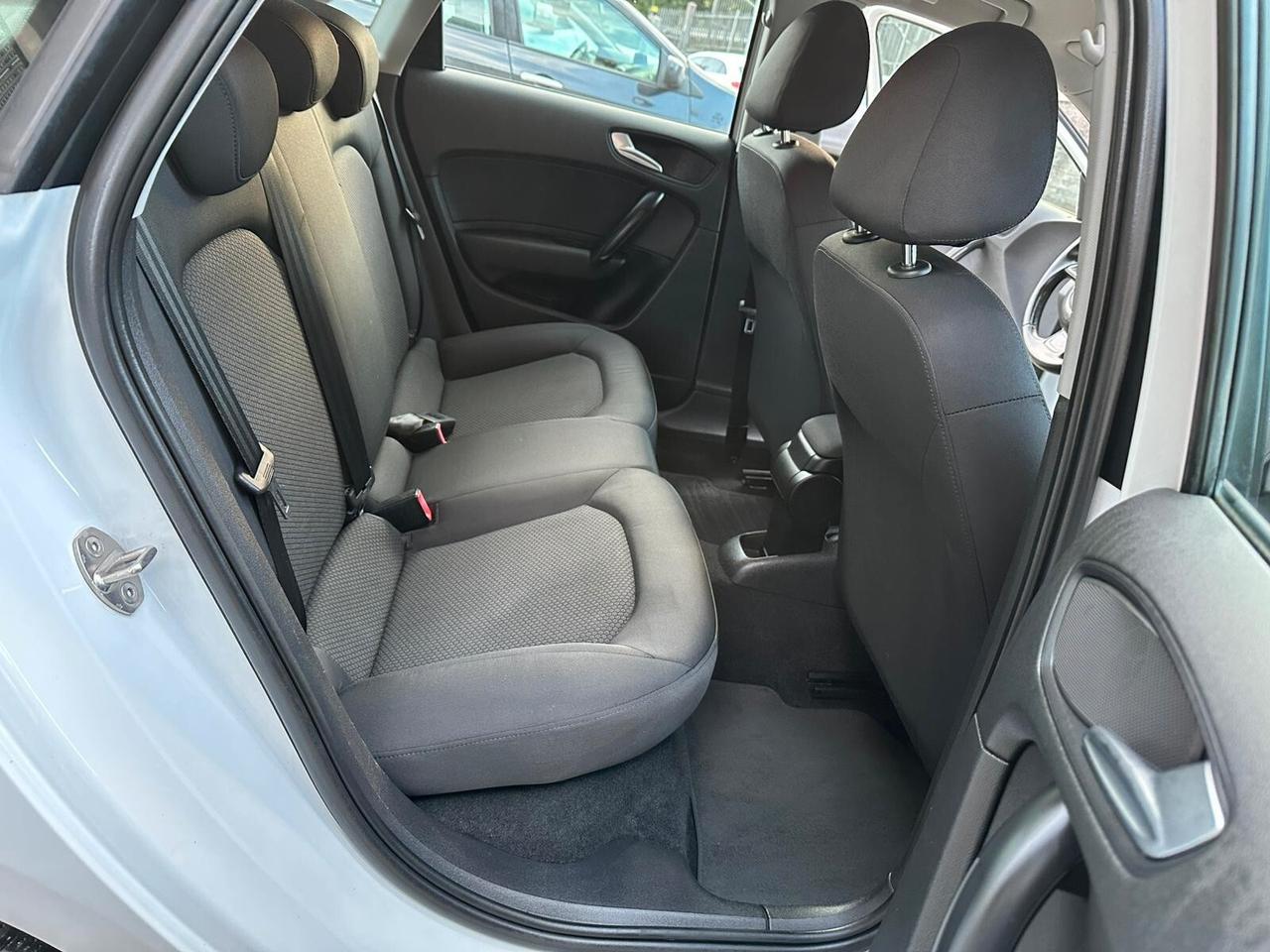 Audi A1 1.6 TDI S line edition