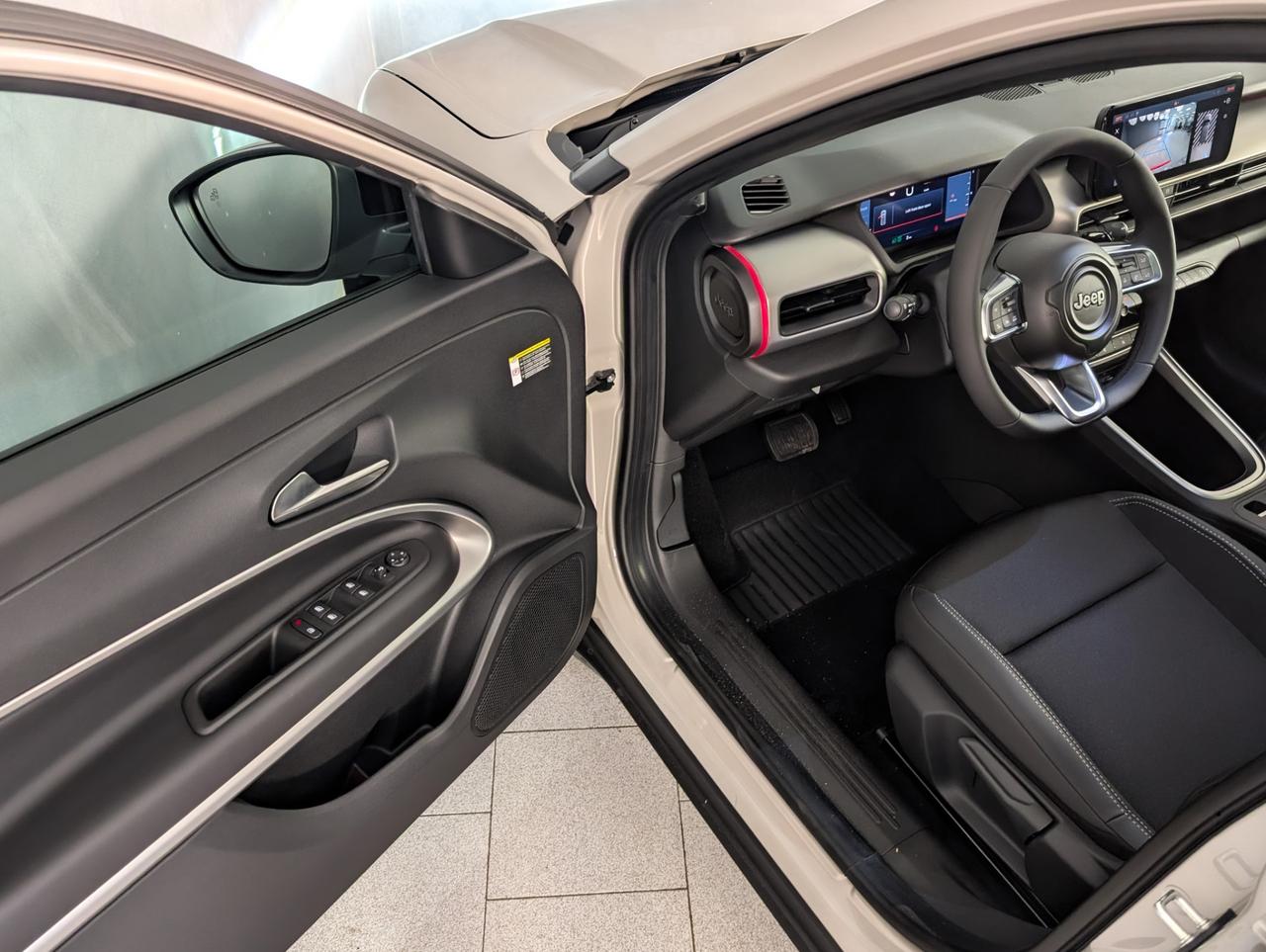 Jeep Avenger 1.2 Turbo E-Hybrid 110cv eDCT6 Summit