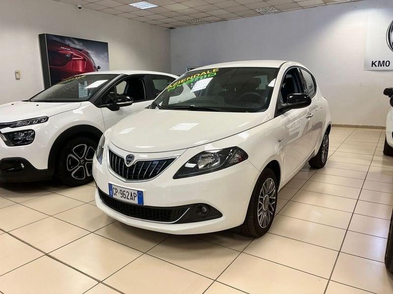 Lancia Ypsilon 1.0 FireFly 5 porte S&S Hybrid Gold Plus