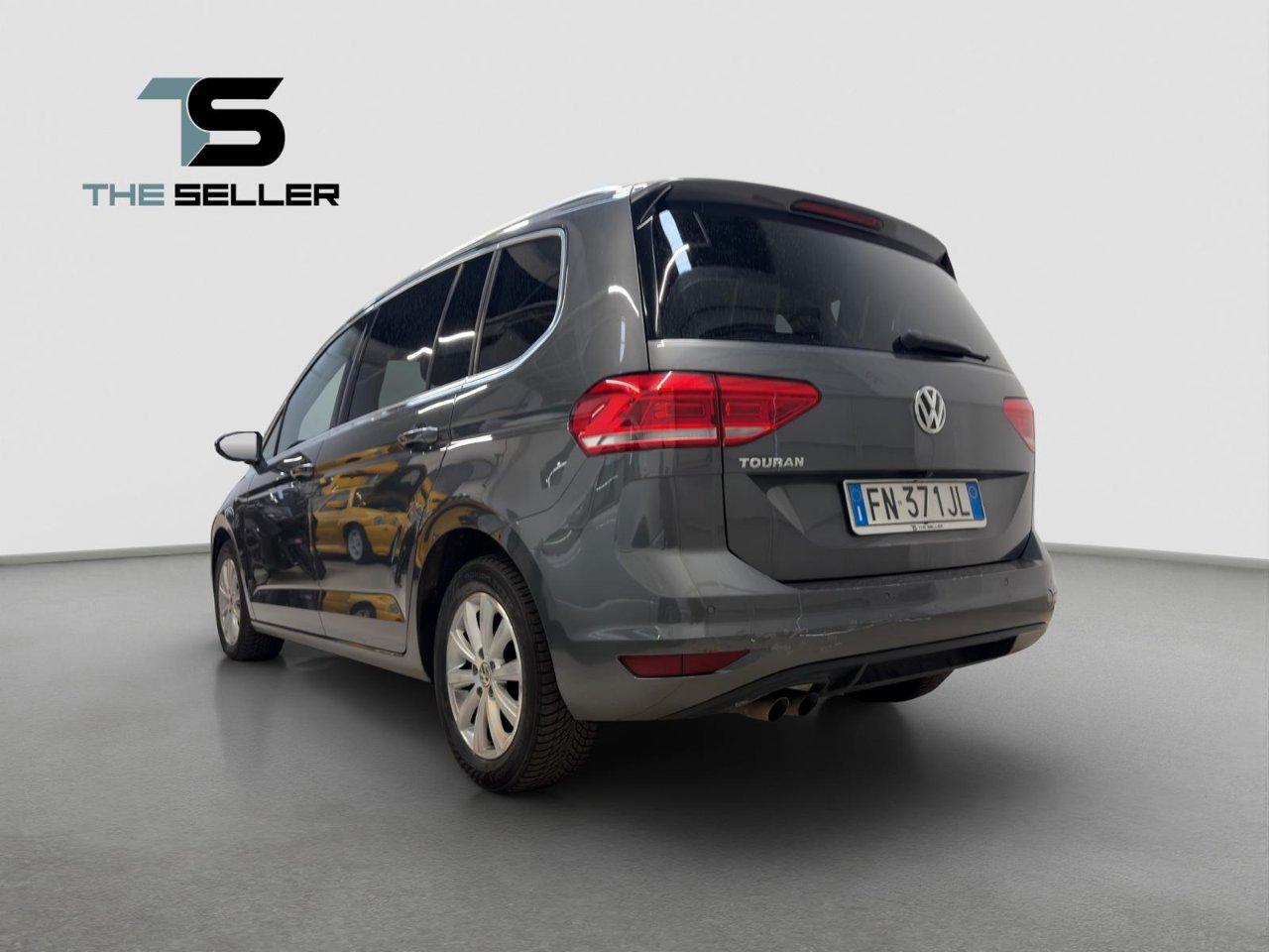 Volkswagen Touran 2.0 tdi Executive dsg*FORMULA S*