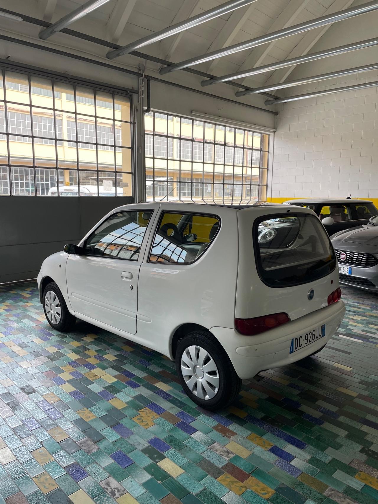 Fiat 600 1.1 Active