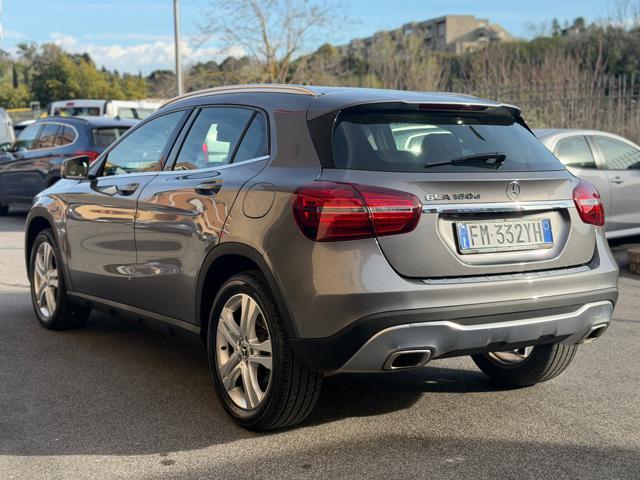 MERCEDES-BENZ GLA 180 d Automatic Sport
