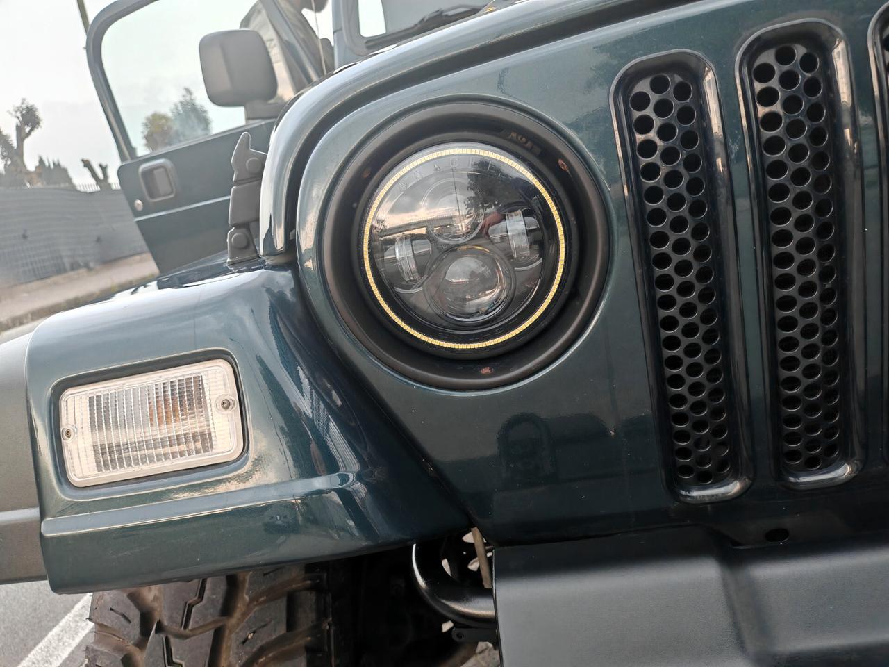 Jeep Wrangler 4.0 cat Sahara