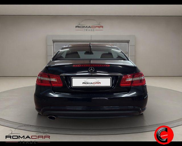 MERCEDES-BENZ E 250 CDI Coupé BlueEFFICIENCY