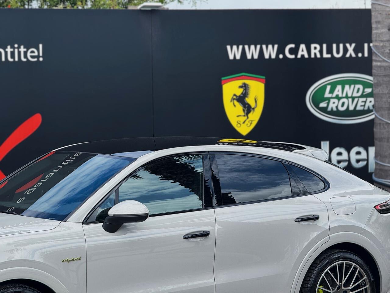 Porsche Cayenne Coupe 3.0 E-Hybrid Platinum Edition