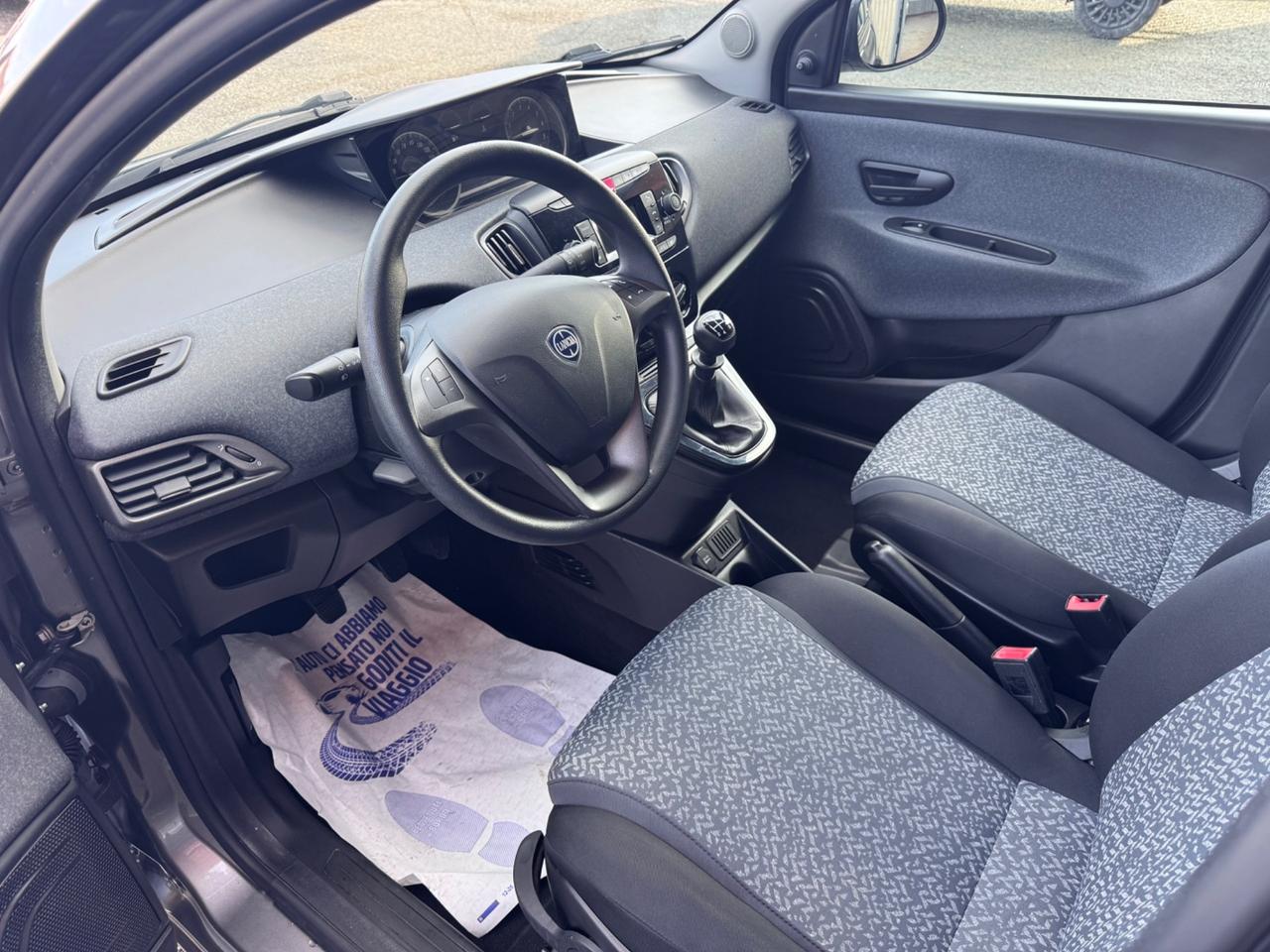 Lancia Ypsilon 1.2 69 CV 5 porte Elefantino Blu