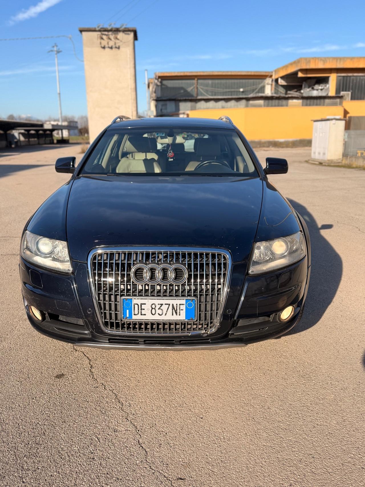 Audi A6 allroad 3.0 V6 TDI F.AP. Pelle beige full opt.
