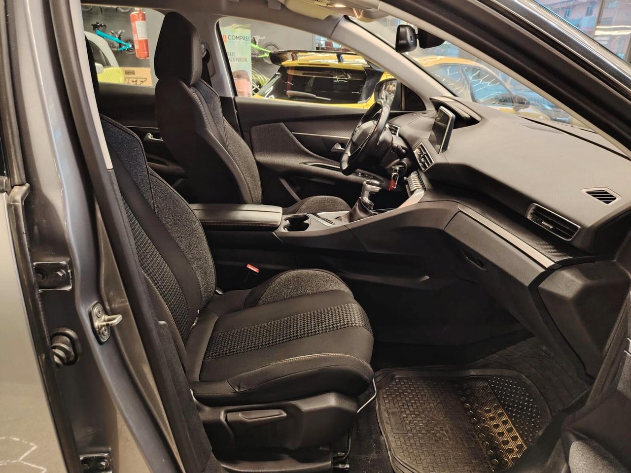 Peugeot 3008 BlueHDi 130 S&S