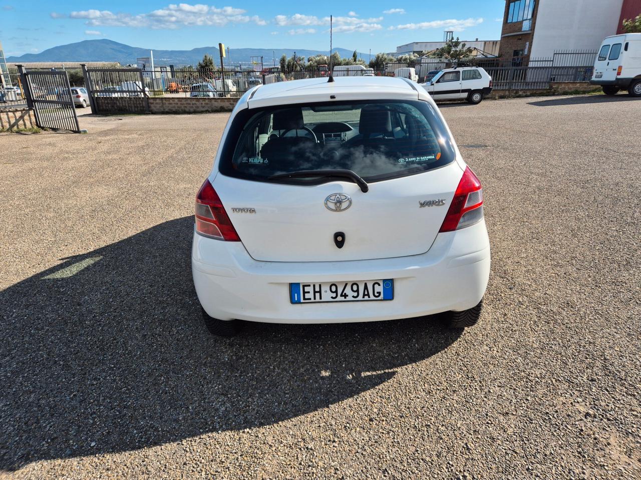 Toyota Yaris 1.0 5 porte Now