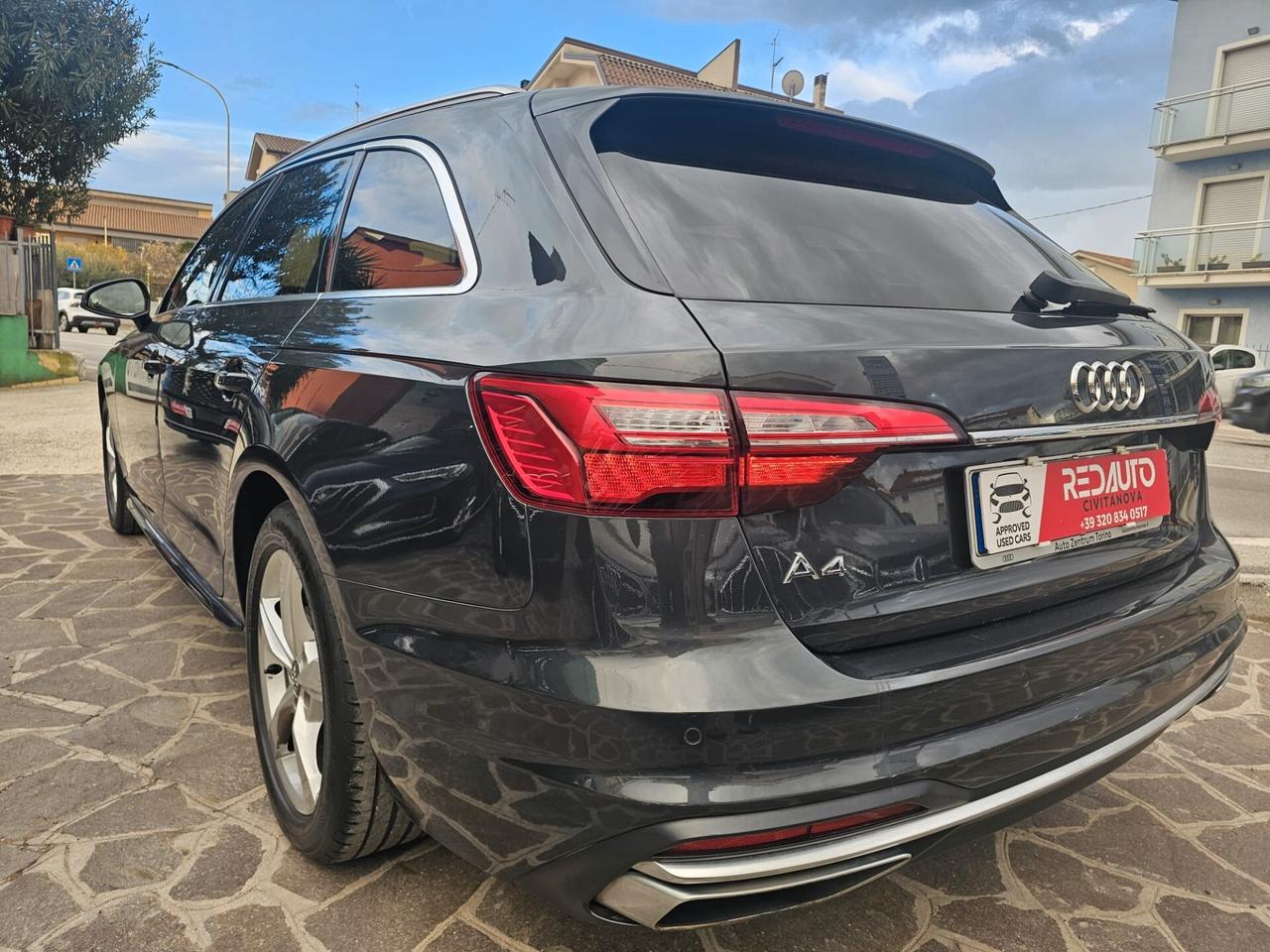 Audi A4 35 TDI/163 CV S tronic Business Advanced