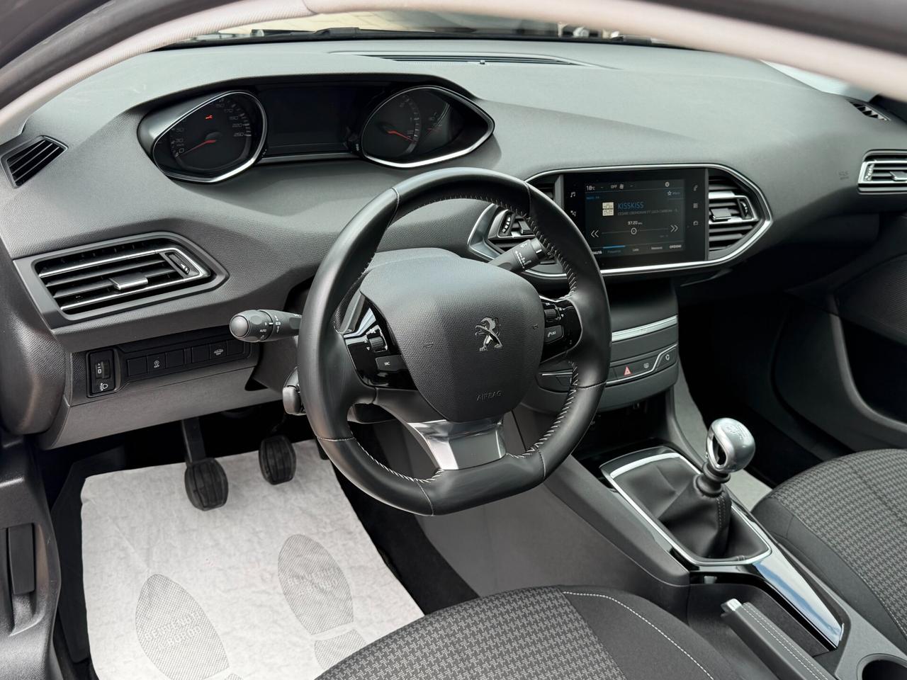 Peugeot 308 1.5 BLUEHDI 130 cv. 5 porte ACTIVE