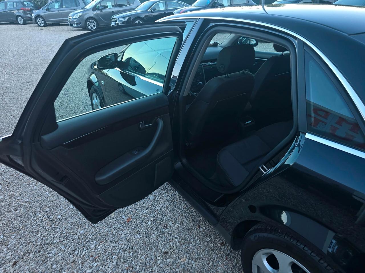 Audi A4 2.5 V6 TDI 180 cv Anno 2004