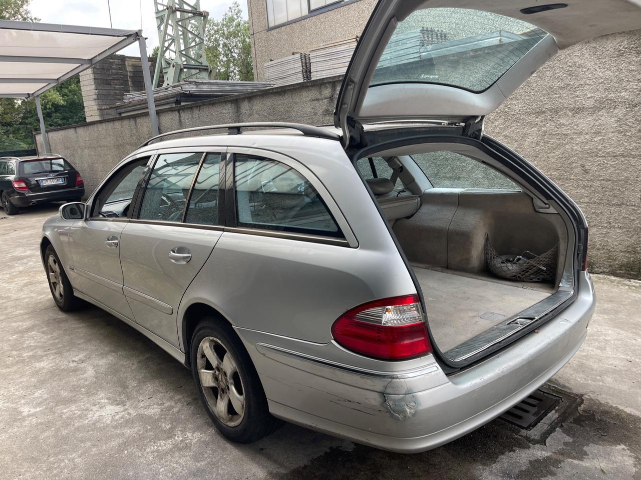 MERCEDES E 320 S.W. BENZINA-GPL EURO4 4MATIC AVANGARGE