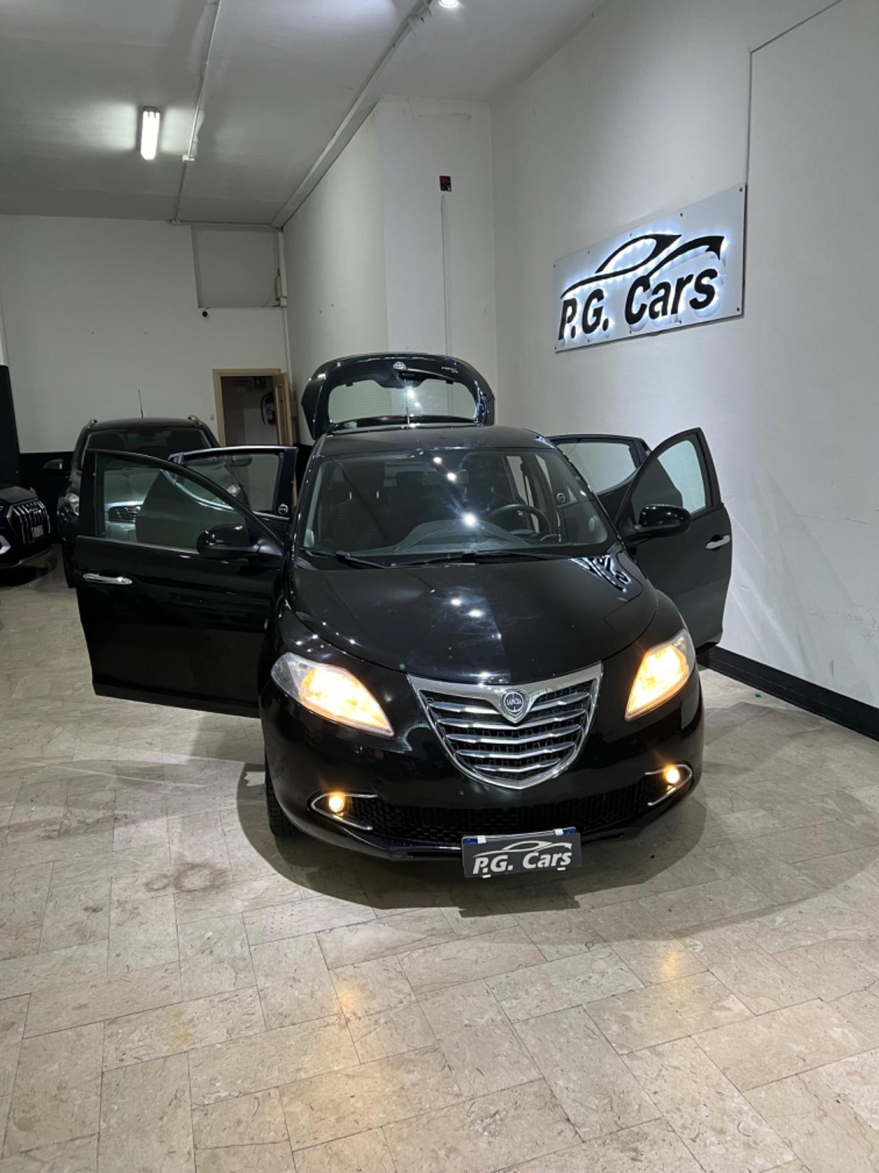 Lancia Ypsilon 1.2 69 CV 5 porte GPL Ecochic Platinum