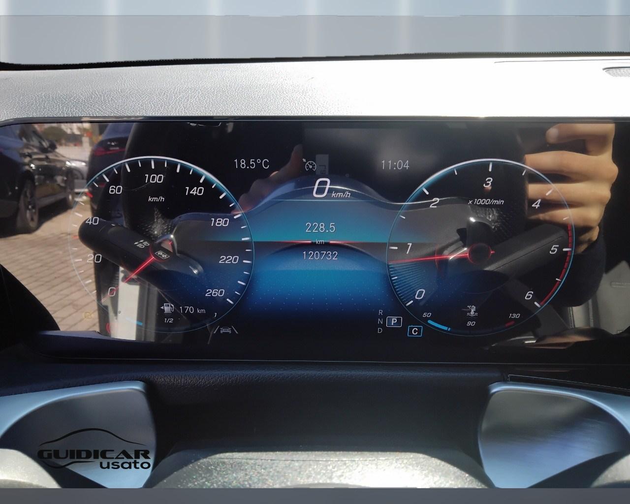 Mercedes-Benz GLB - X247 2019 - GLB 200 d Premium auto