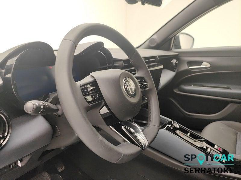 Alfa Romeo Junior 1.2 ibrida 145cv edct6