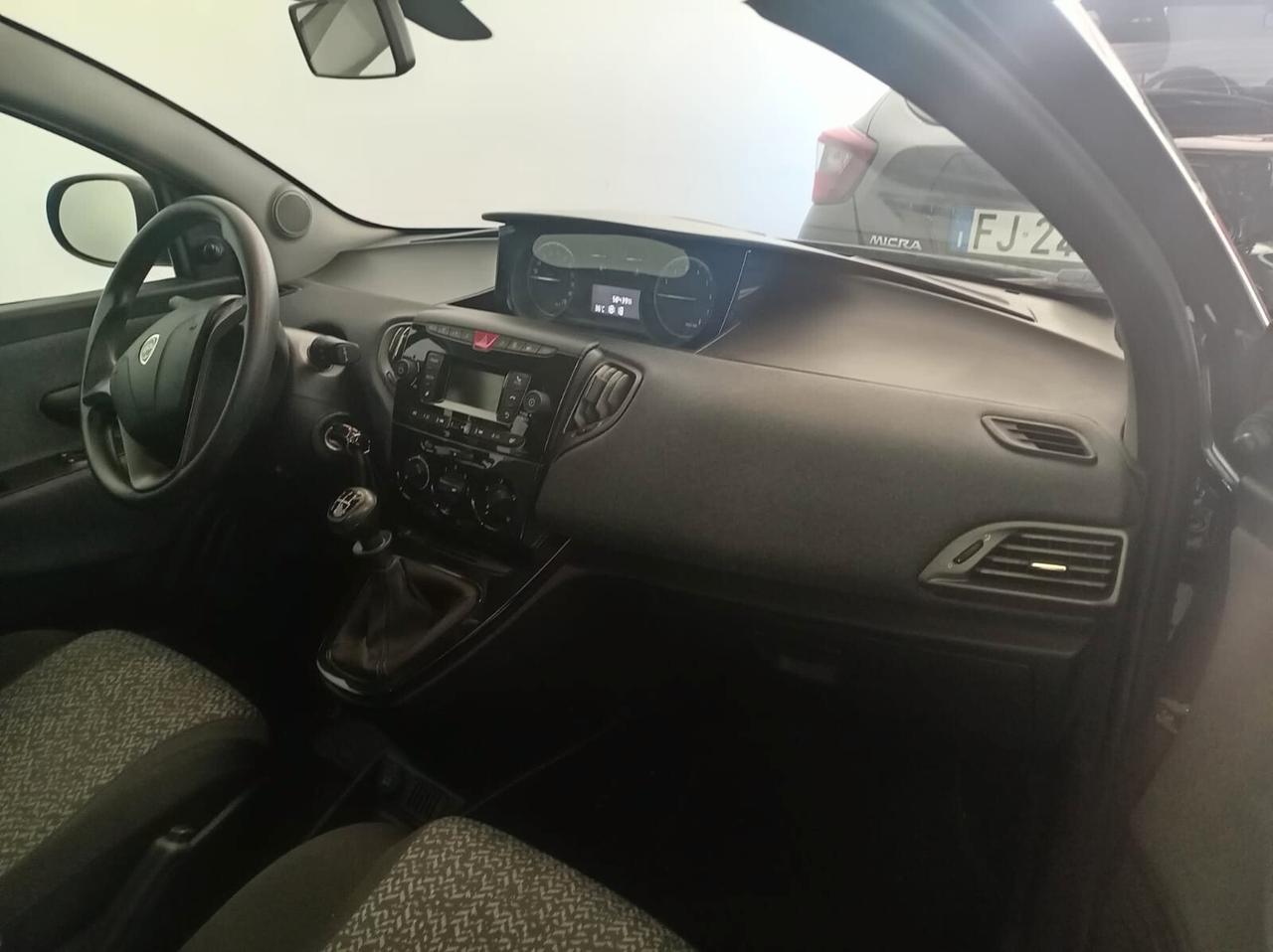 Lancia Ypsilon 1.2 69 CV 5 porte Gold