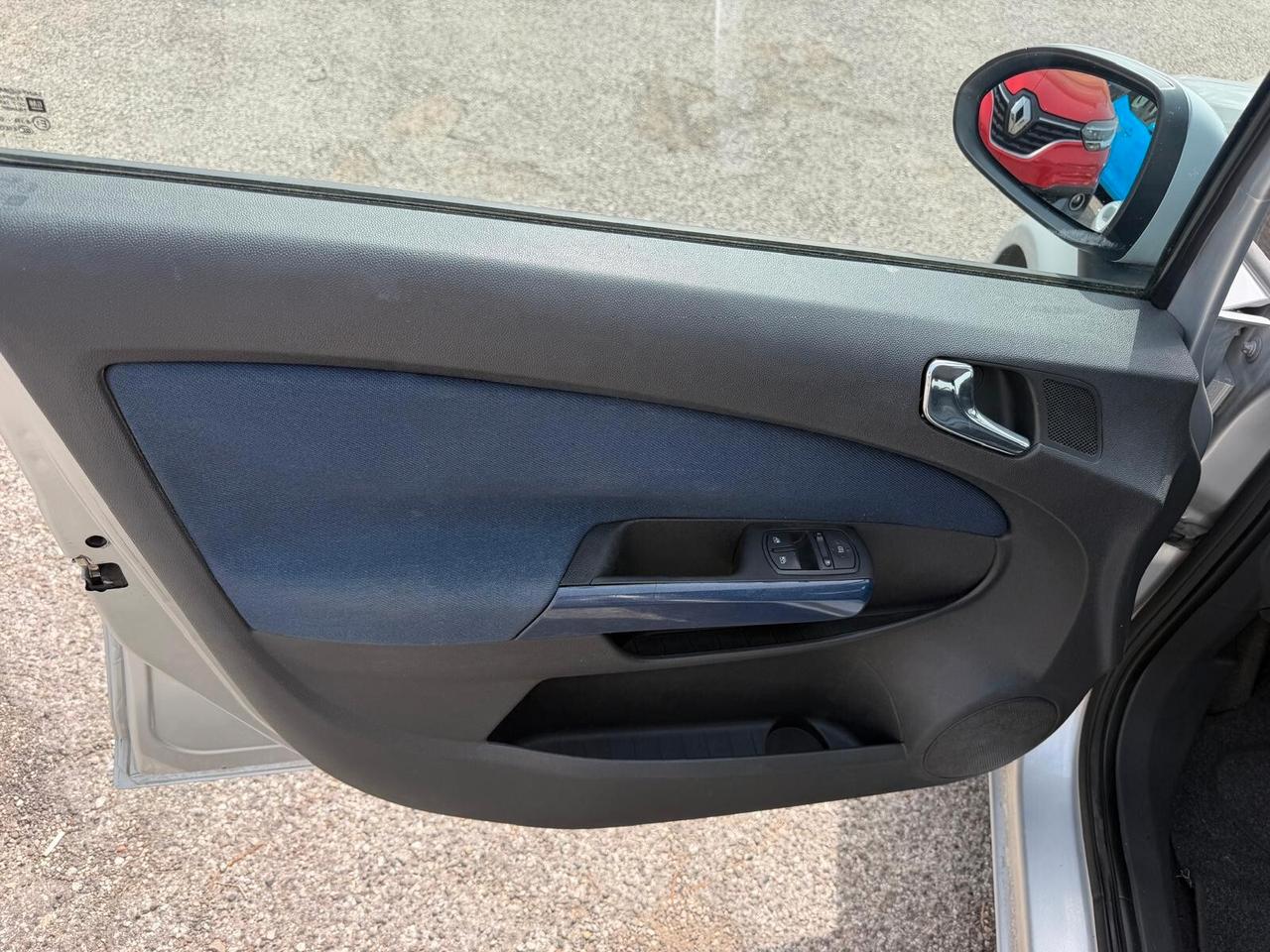 Opel Corsa 1.2 5 porte Easytronic Enjoy