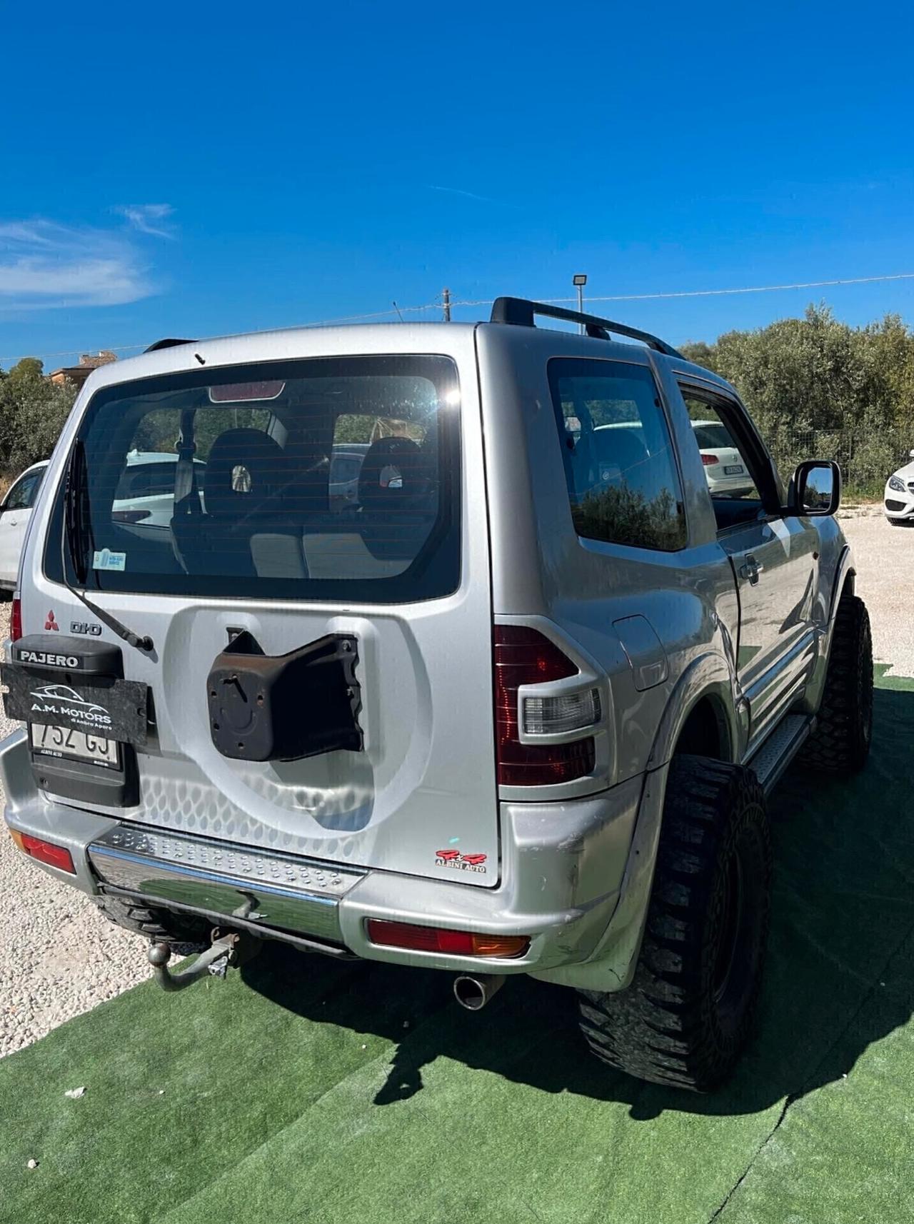 Mitsubishi Pajero 3.2 16V DI-D 3p. GLX