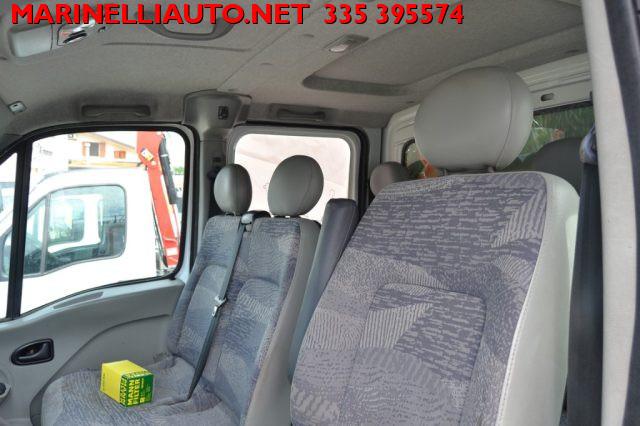 RENAULT Mascott 160.35 7 P. 3.0 CASSONE FISSO CON GRU FASSI F28