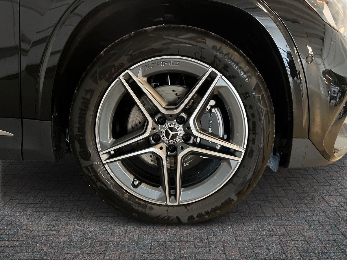 Mercedes-Benz GLA 200 d automatic
