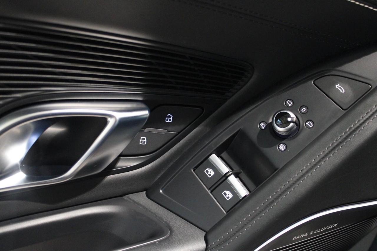 Audi R8 Spyder 5.2 FSI quattro S tronic plus