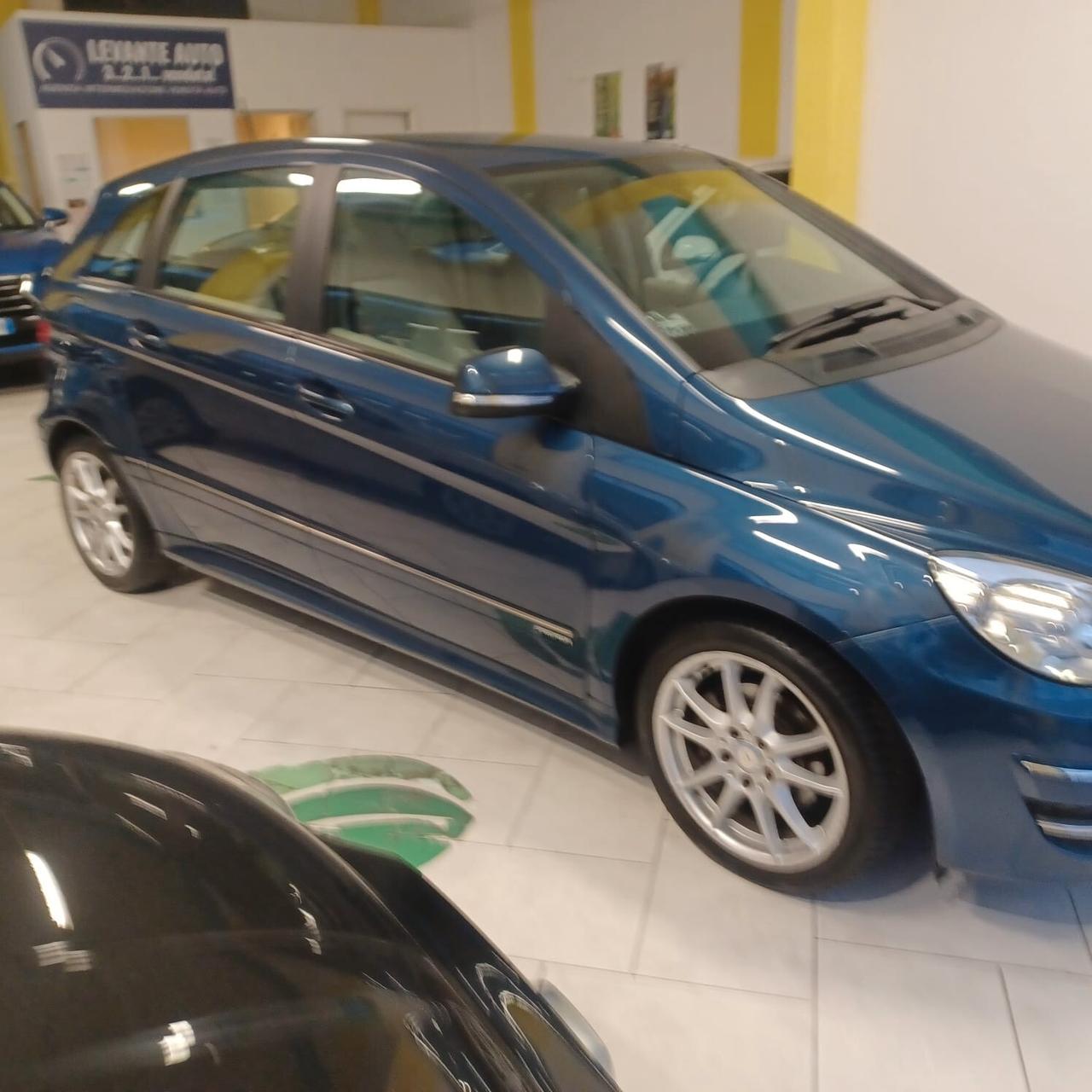 PERFETTA CLASSE B200 2.0TDI AUTOMATICA